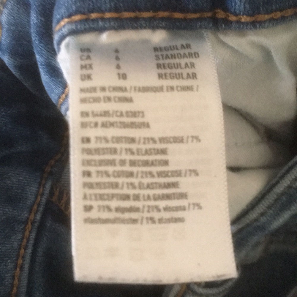 Jeans - Picture 3 of 3